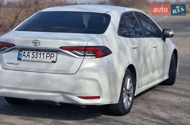 Седан Toyota Corolla 2019 в 