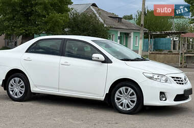 Седан Toyota Corolla 2010 в 