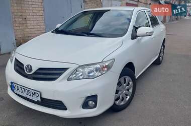 Седан Toyota Corolla 2012 в Білгороді-Дністровському