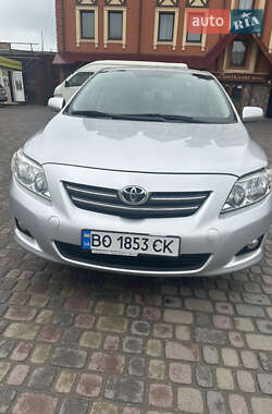 Седан Toyota Corolla 2008 в Тернополе