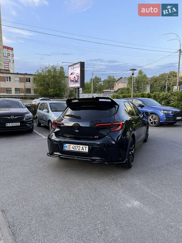 Хэтчбек Toyota Corolla 2021 в Киеве