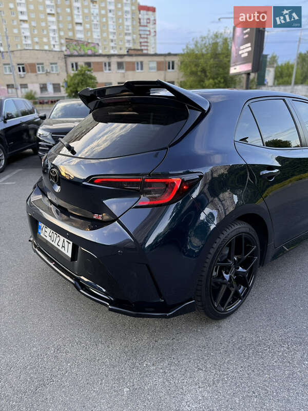 Хэтчбек Toyota Corolla 2021 в Киеве