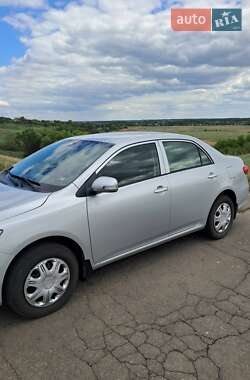 Седан Toyota Corolla 2013 в 