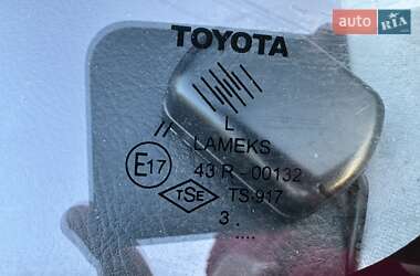 Седан Toyota Corolla 2004 в 