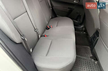 Седан Toyota Corolla 2017 в 