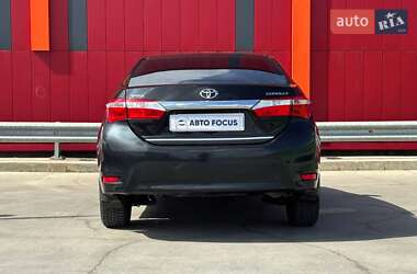 Седан Toyota Corolla 2016 в 
