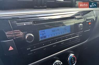Седан Toyota Corolla 2016 в 