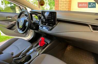 Седан Toyota Corolla 2019 в 