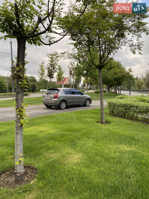 Хетчбек Toyota Corolla 2003 в Дніпрі