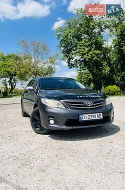 Седан Toyota Corolla 2011 в Кам'янець-Подільському
