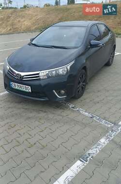 Седан Toyota Corolla 2013 в Киеве