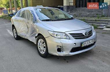 Седан Toyota Corolla 2011 в 