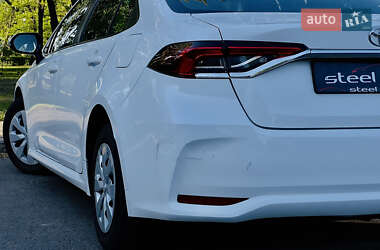 Седан Toyota Corolla 2019 в 