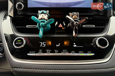 Хэтчбек Toyota Corolla 2019 в 