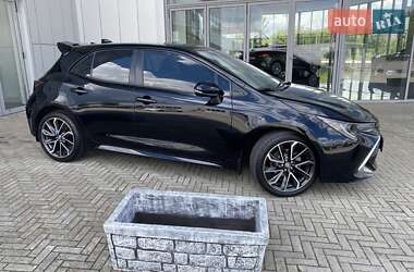 Хэтчбек Toyota Corolla 2018 в 