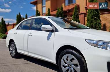 Седан Toyota Corolla 2012 в 