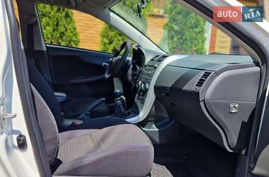 Седан Toyota Corolla 2012 в 