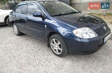 Седан Toyota Corolla 2004 в 