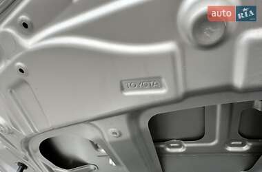 Седан Toyota Corolla 2010 в 