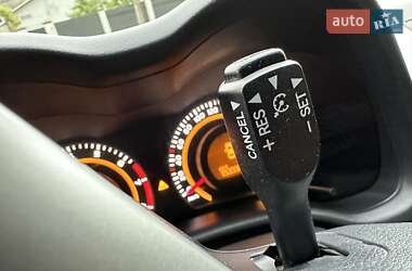Седан Toyota Corolla 2010 в 