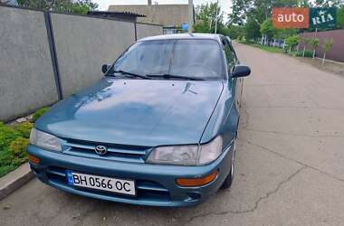 Седан Toyota Corolla 1995 в Овидиополе