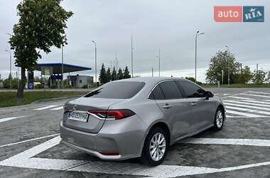 Седан Toyota Corolla 2021 в 