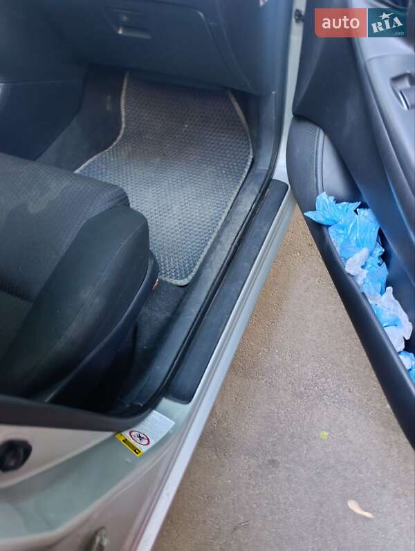 Хэтчбек Toyota Corolla 2006 в Киеве