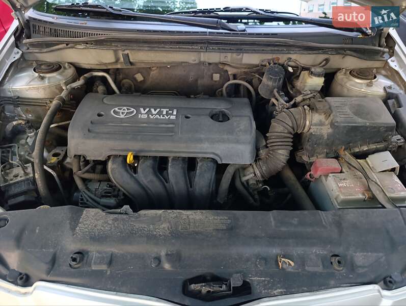 Хэтчбек Toyota Corolla 2006 в Киеве