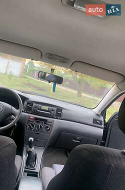 Седан Toyota Corolla 2003 в 