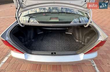 Седан Toyota Corolla 2002 в 