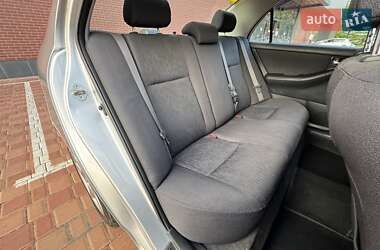 Седан Toyota Corolla 2002 в 