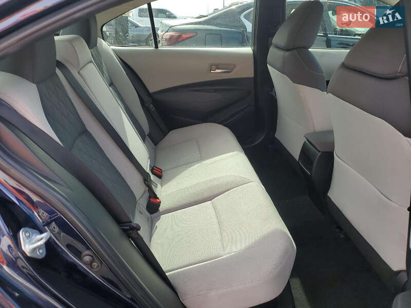 Седан Toyota Corolla 2020 в Киеве