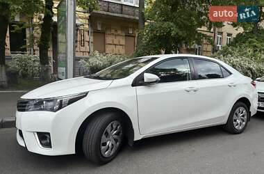 Седан Toyota Corolla 2016 в Херсоні