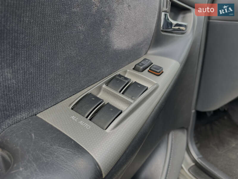 Универсал Toyota Corolla 2003 в Ковеле фото 42 Универсал Toyota Corolla 2003 в Ковеле