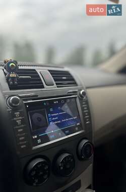 Седан Toyota Corolla 2007 в 