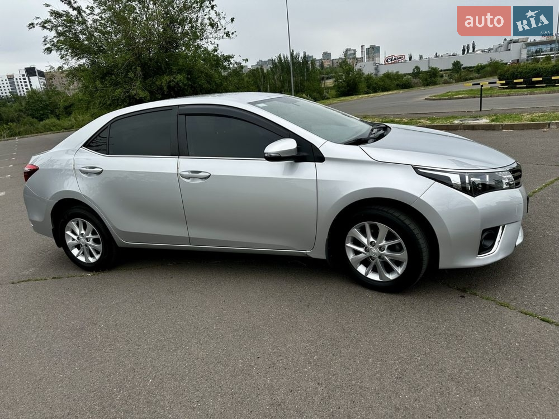2013 Toyota Corolla - мініатюра 10