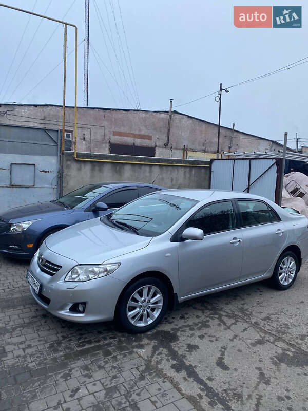 Седан Toyota Corolla 2006 в 
