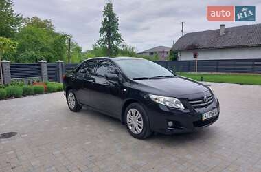 Седан Toyota Corolla 2008 в Ивано-Франковске