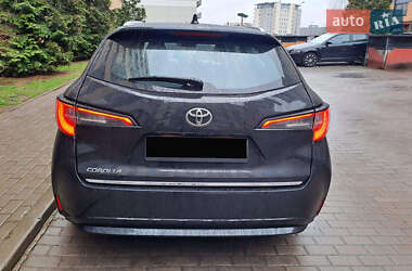 Універсал Toyota Corolla 2019 в 