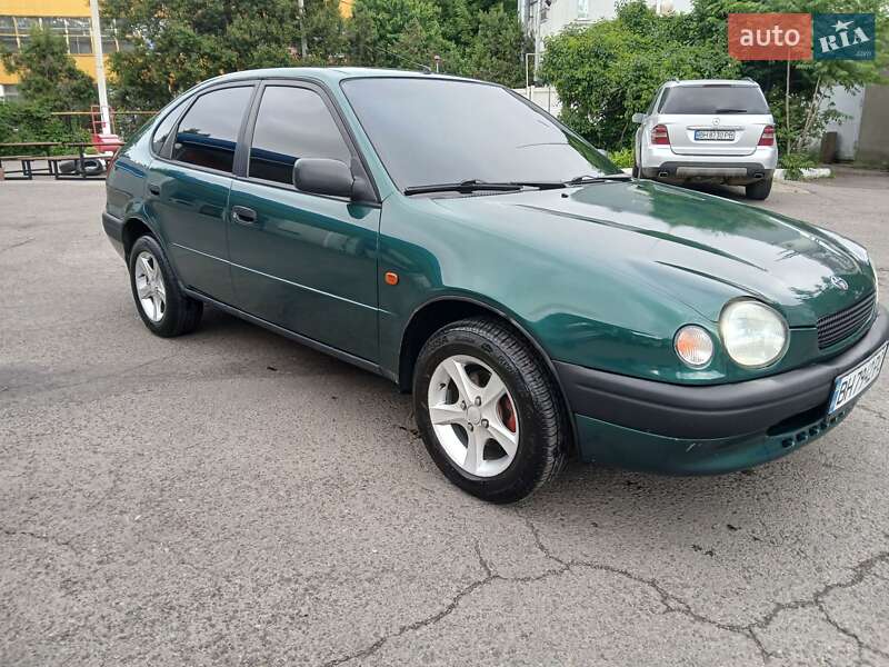 Toyota Corolla 1998