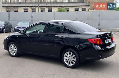 Седан Toyota Corolla 2007 в 