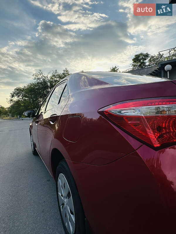 Седан Toyota Corolla 2013 в Запорожье