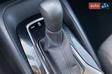 Седан Toyota Corolla 2019 в 