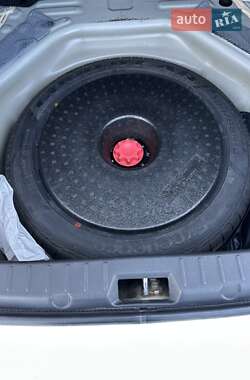 Седан Toyota Corolla 2012 в 