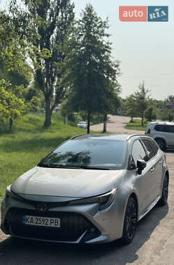 Универсал Toyota Corolla 2022 в Киеве