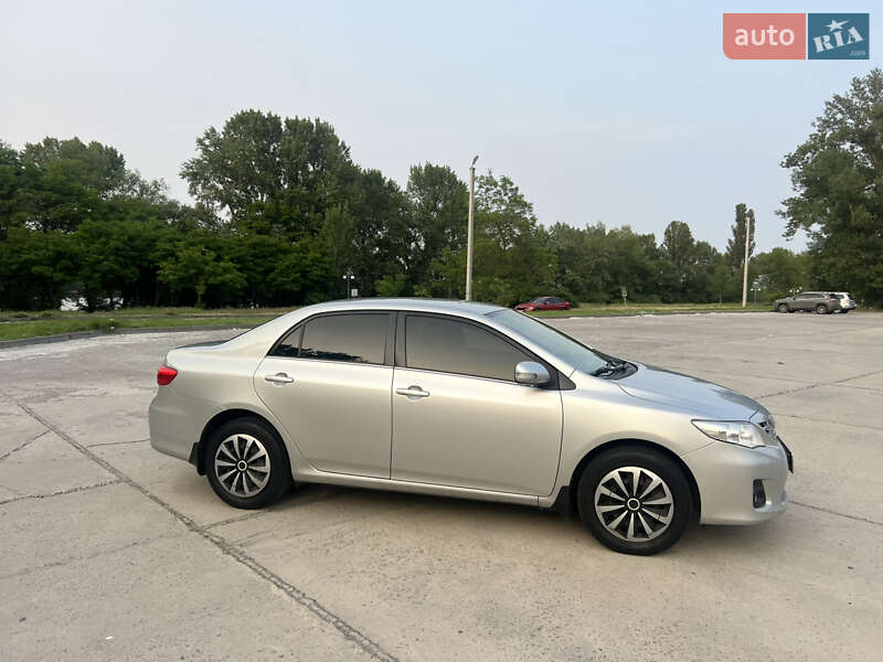 Седан Toyota Corolla 2011 в Каневі фото 4 Седан Toyota Corolla 2011 в Каневі