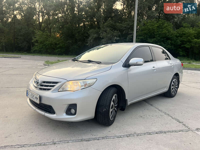 Седан Toyota Corolla 2011 в Каневі фото 16 Седан Toyota Corolla 2011 в Каневі