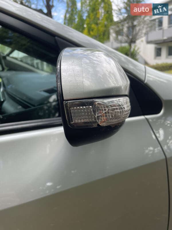 Седан Toyota Corolla 2017 в Умани