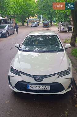 Седан Toyota Corolla 2020 в 