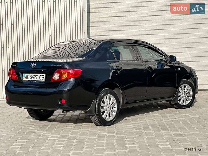 Седан Toyota Corolla 2007 в Дніпрі